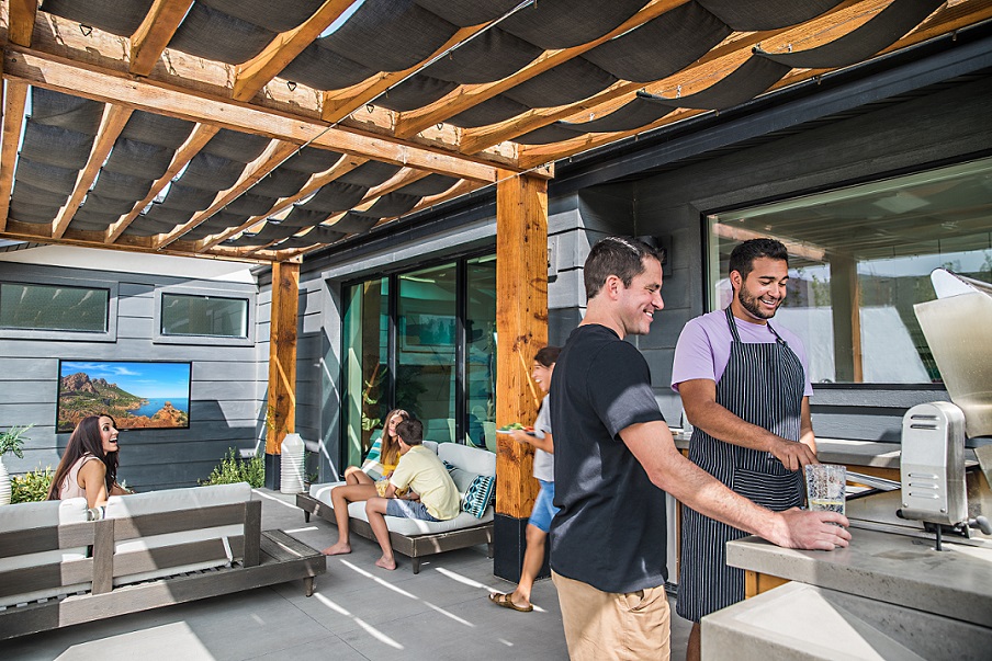 ELEVATE YOUR BACKYARD FUN WITH AN OUTDOOR TV INSTALLATION  